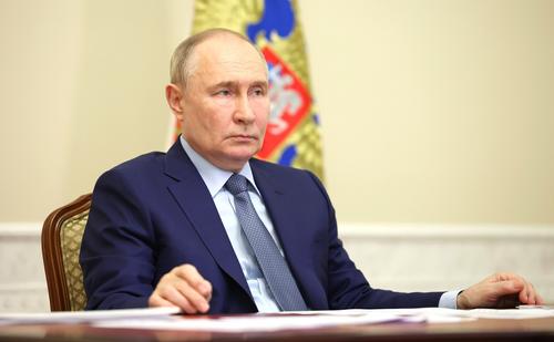 Путин: многие россияне, попавшие на СВО по мобилизации, стали профессиональными военными
