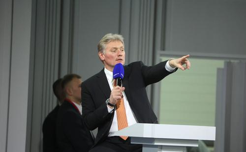 Дмитрий Песков рассказал, что его супруга, олимпийская чемпионка Татьяна Навка зарабатывает больше него