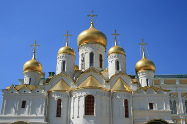 Кто кого главнее? Иерархия Православной Церкви