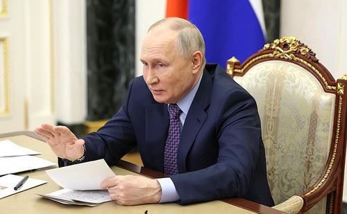 Диетолог рассказала, какой напиток пьет Путин