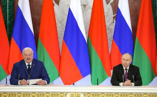 Президенты России и Белоруссии Путин и Лукашенко провели телефонный разговор