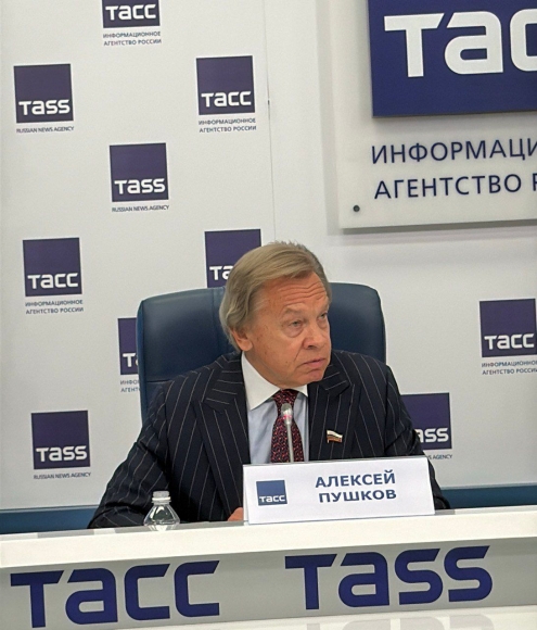 Почему на Западе игнорируют возрождение неонацизма?