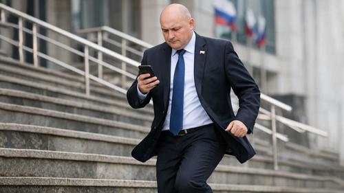 Губернатор Севастополя смотрел Путина на бегу