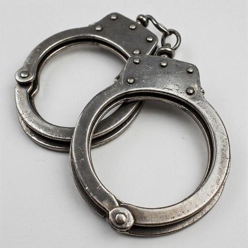 В Петербурге задержали охранницу школы, где вчера произошло нападение на учительницу &ndash; почему это глупость