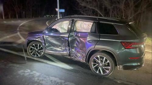 &laquo;Опель&raquo;, получив удар в бок, опешил всеми подушками безопасности