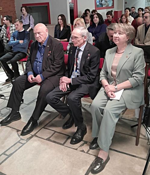 Советский Союз — родина космических туристов Советский Союз — родина космических туристов