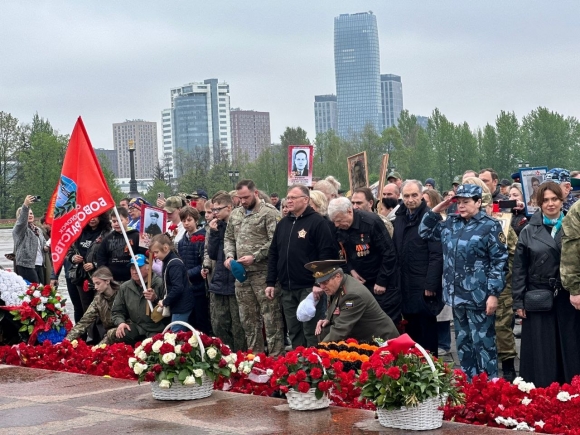 Патриотический автопробег ко Дню Победы объединил ветеранов, участников СВО и общественных деятелей Патриотический автопробег ко Дню Победы объединил ветеранов, участников СВО и общественных деятелей